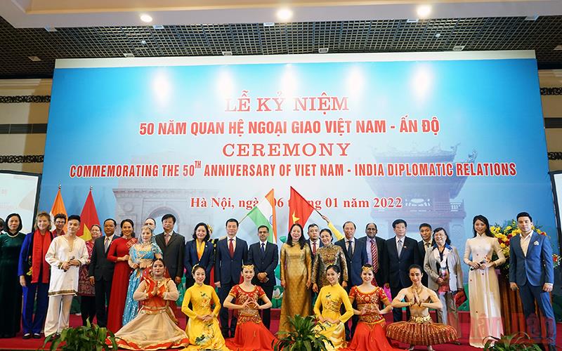 Các đại biểu tham dự Lễ kỷ niệm 50 năm thiết lập quan hệ ngoại giao Việt Nam-Ấn Độ tại Hà Nội. (Nguồn ảnh: nhandan.vn)
